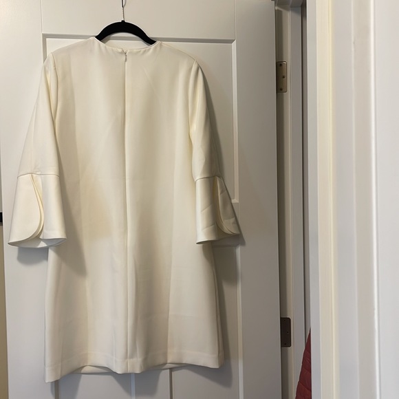 White House Black Market dress, winter white, size 6 NWT - Picture 2 of 2